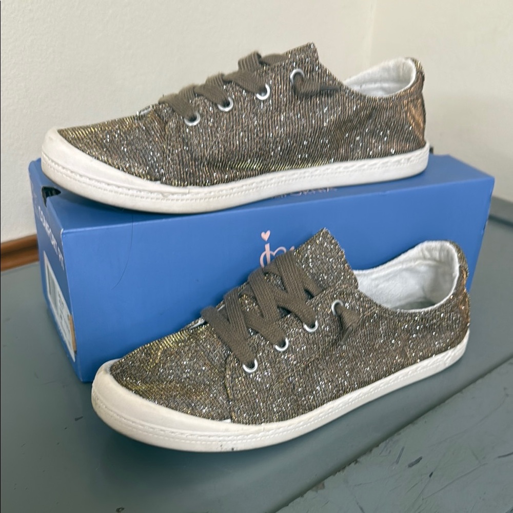 Jellypop Gunmetal Glitter Sneakers